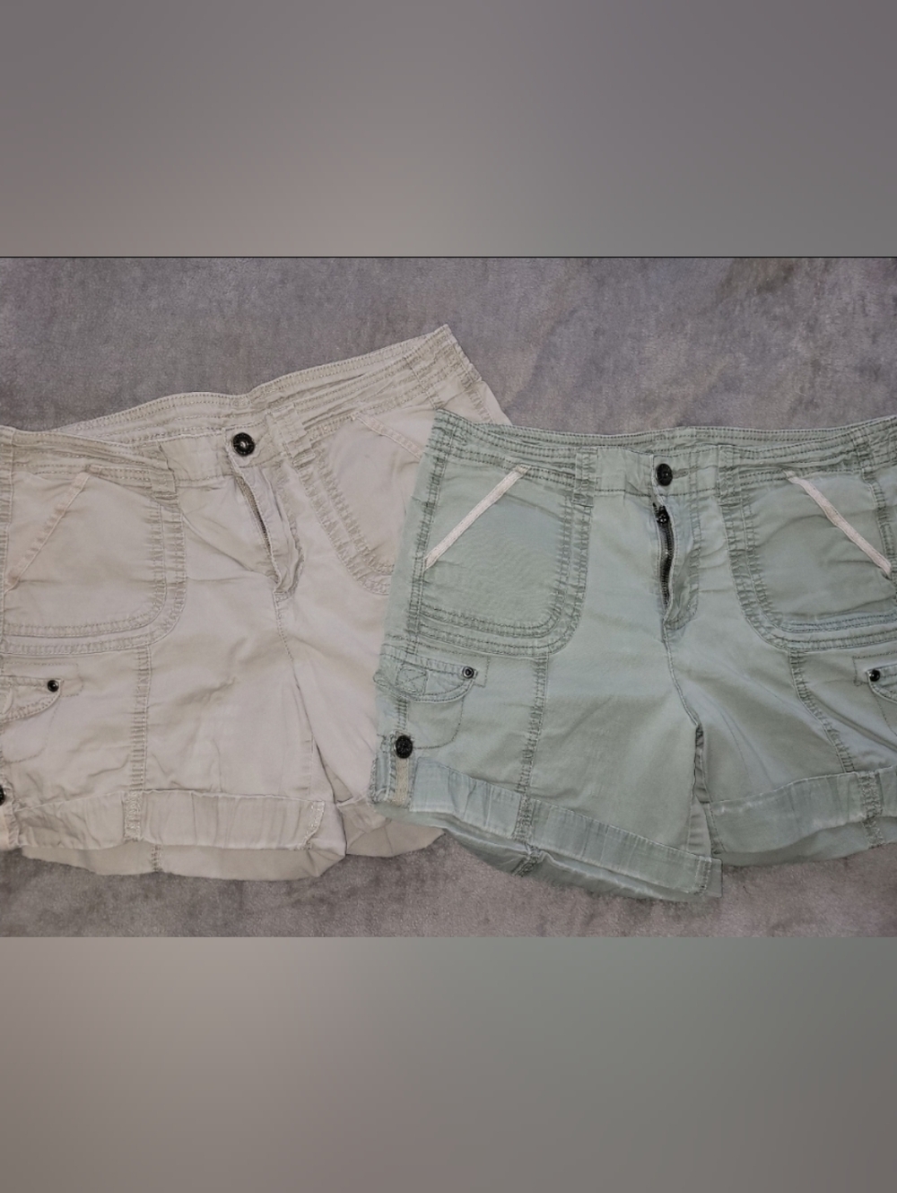 Set Of 2 Casual Cotton Shorts - Pale Sage & Light Khaki
